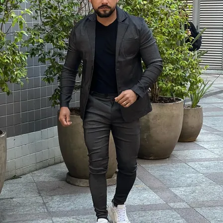 Conjunto masculino slim fit composto por blazer e calça social na cor cinza